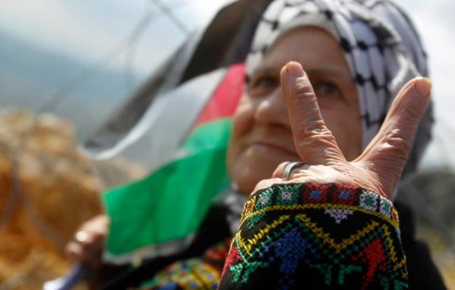 الفلسطينيون جسد واحد في الذكرى الأربعين لـ يوم الأرض

